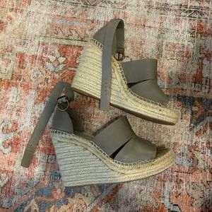 Treasure and Bond Platform sandals